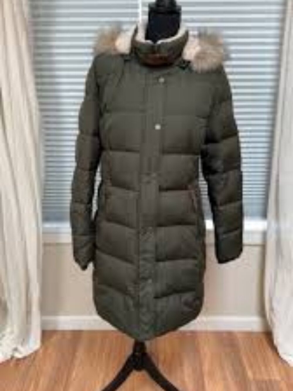 46 - NWT LAUREN RALPH LAUREN FAUX FUR HOODED PUFFER JACKET - Picture 9 of 9